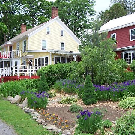 Saratoga Farmstead B&B Саратога Спрингс Екстериор снимка