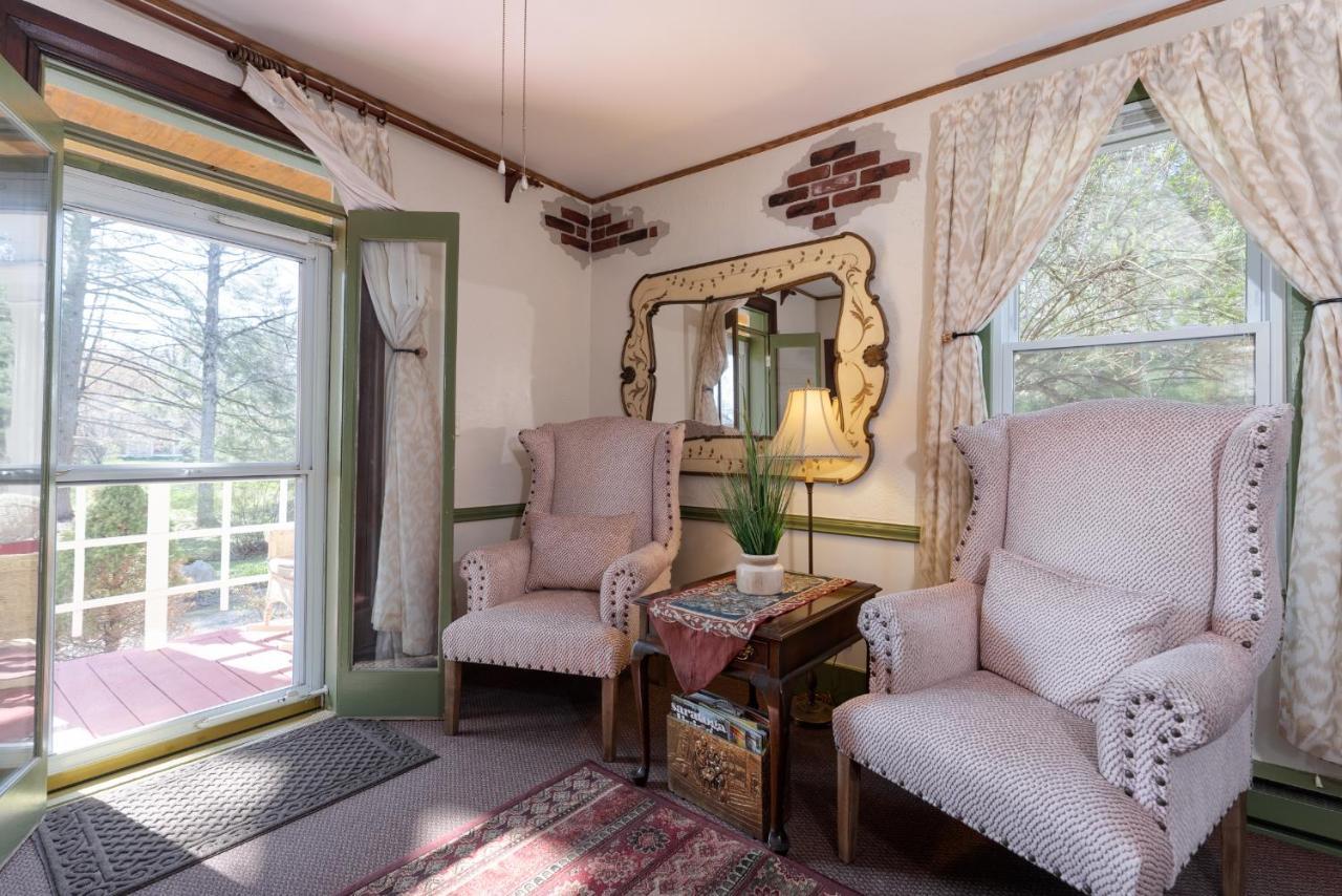 Saratoga Farmstead B&B Саратога Спрингс Екстериор снимка