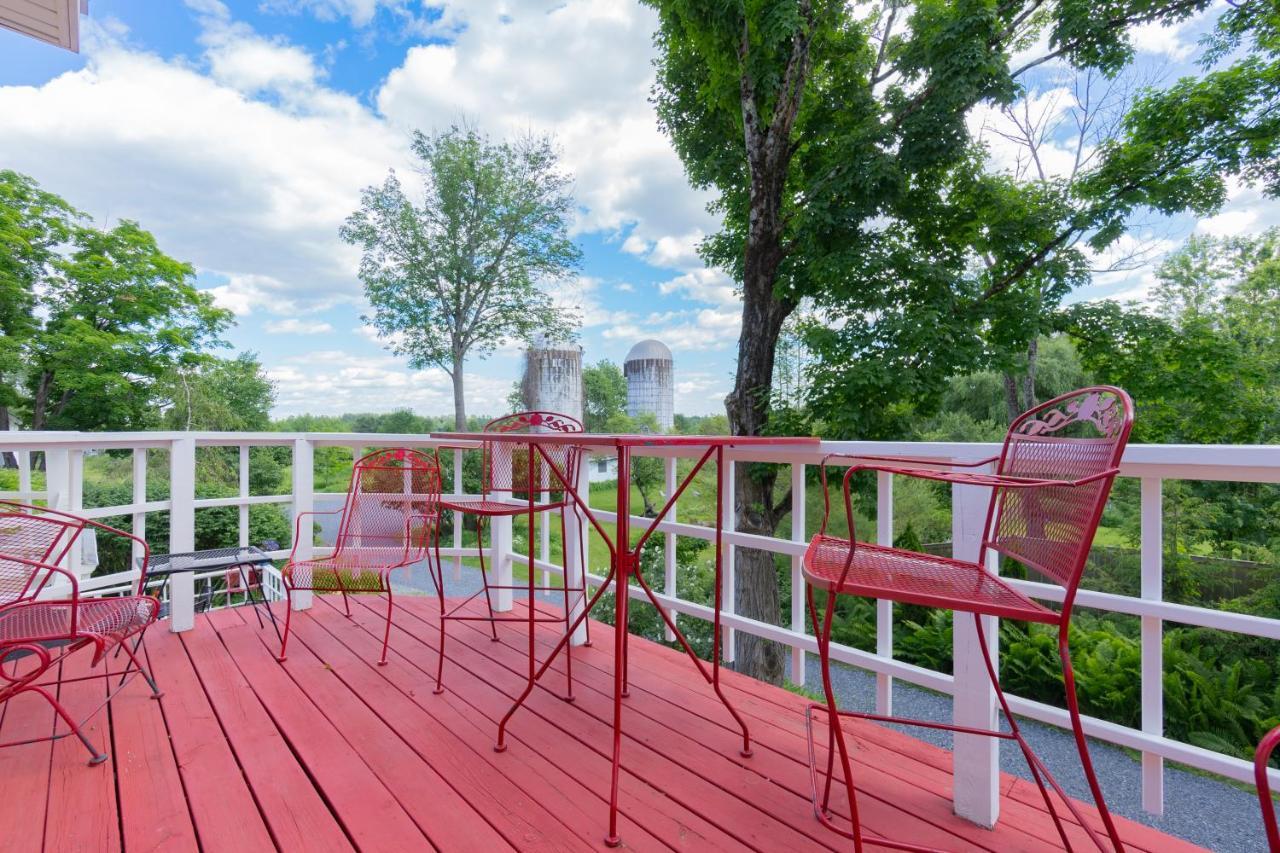 Saratoga Farmstead B&B Саратога Спрингс Екстериор снимка