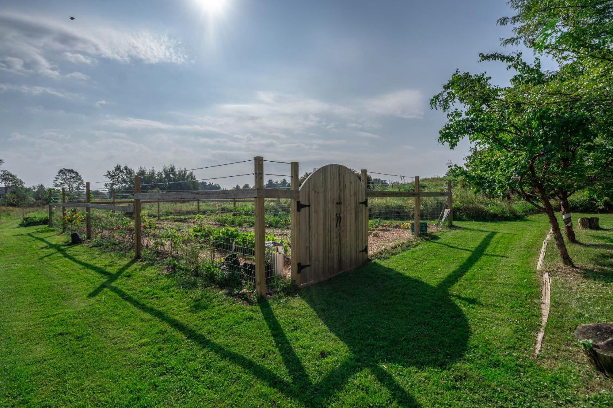 Saratoga Farmstead B&B Саратога Спрингс Екстериор снимка