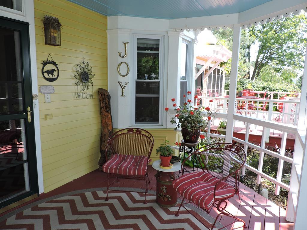 Saratoga Farmstead B&B Саратога Спрингс Екстериор снимка